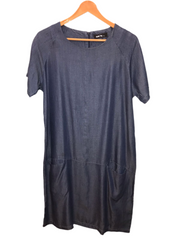 Long Shirt Size Medium 19/20